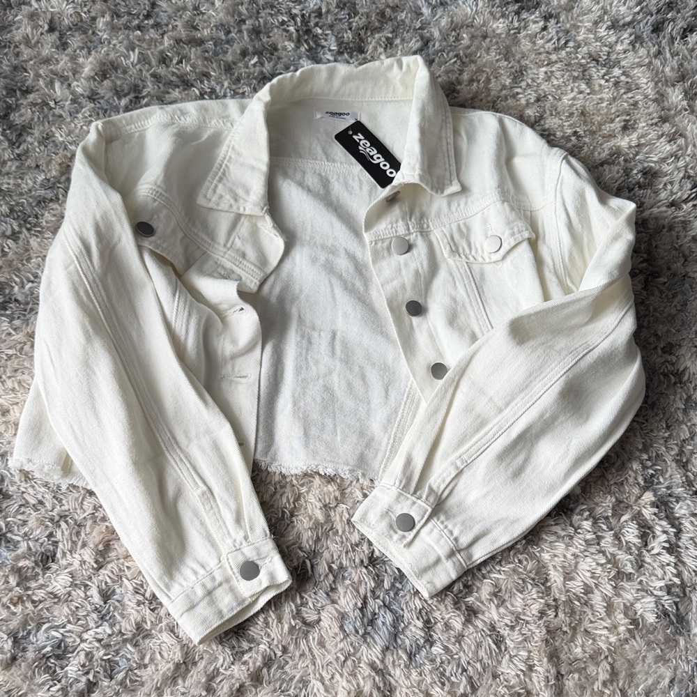 Zeagoo Off-White Denim Jacket